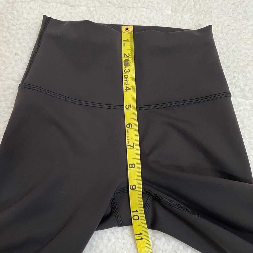 Lululemon bike shorts - Picture 11 of 13